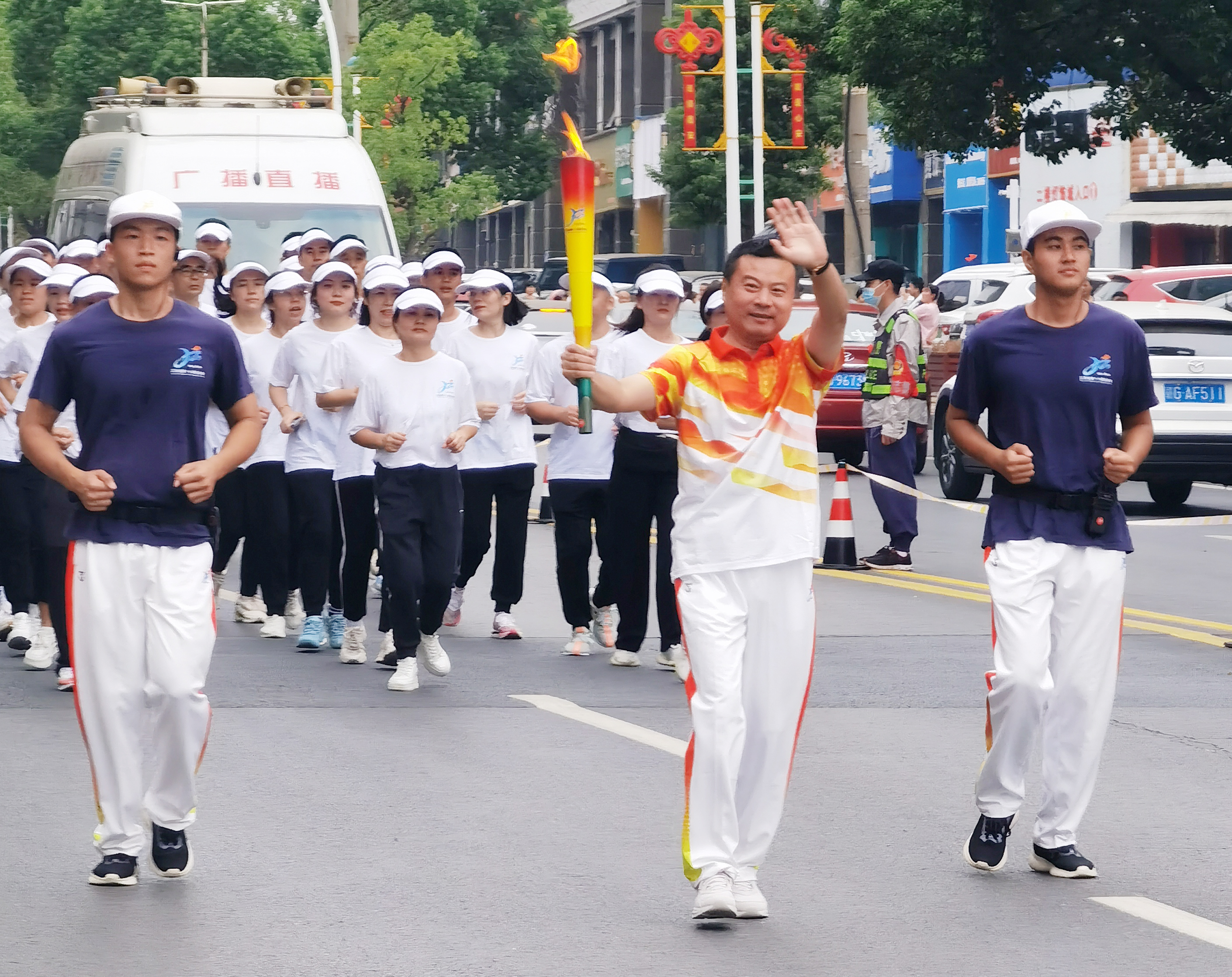 77���� �C ȫ����ȫ����̬�ȵ���������ֱ��ƽ̨