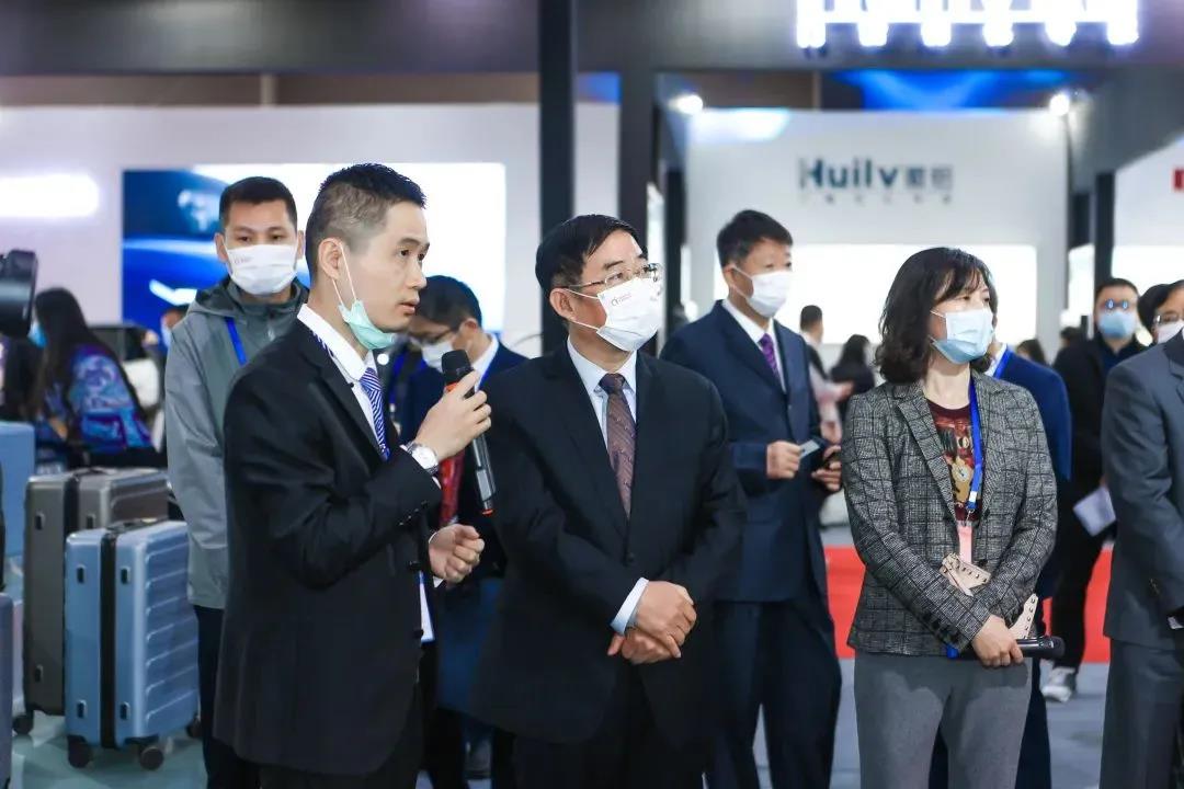 77���� �C ȫ����ȫ����̬�ȵ���������ֱ��ƽ̨