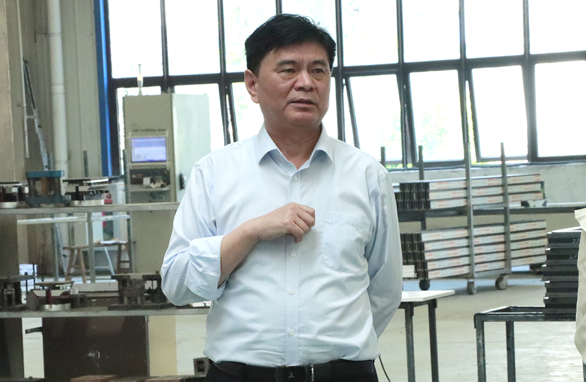 77���� �C ȫ����ȫ����̬�ȵ���������ֱ��ƽ̨