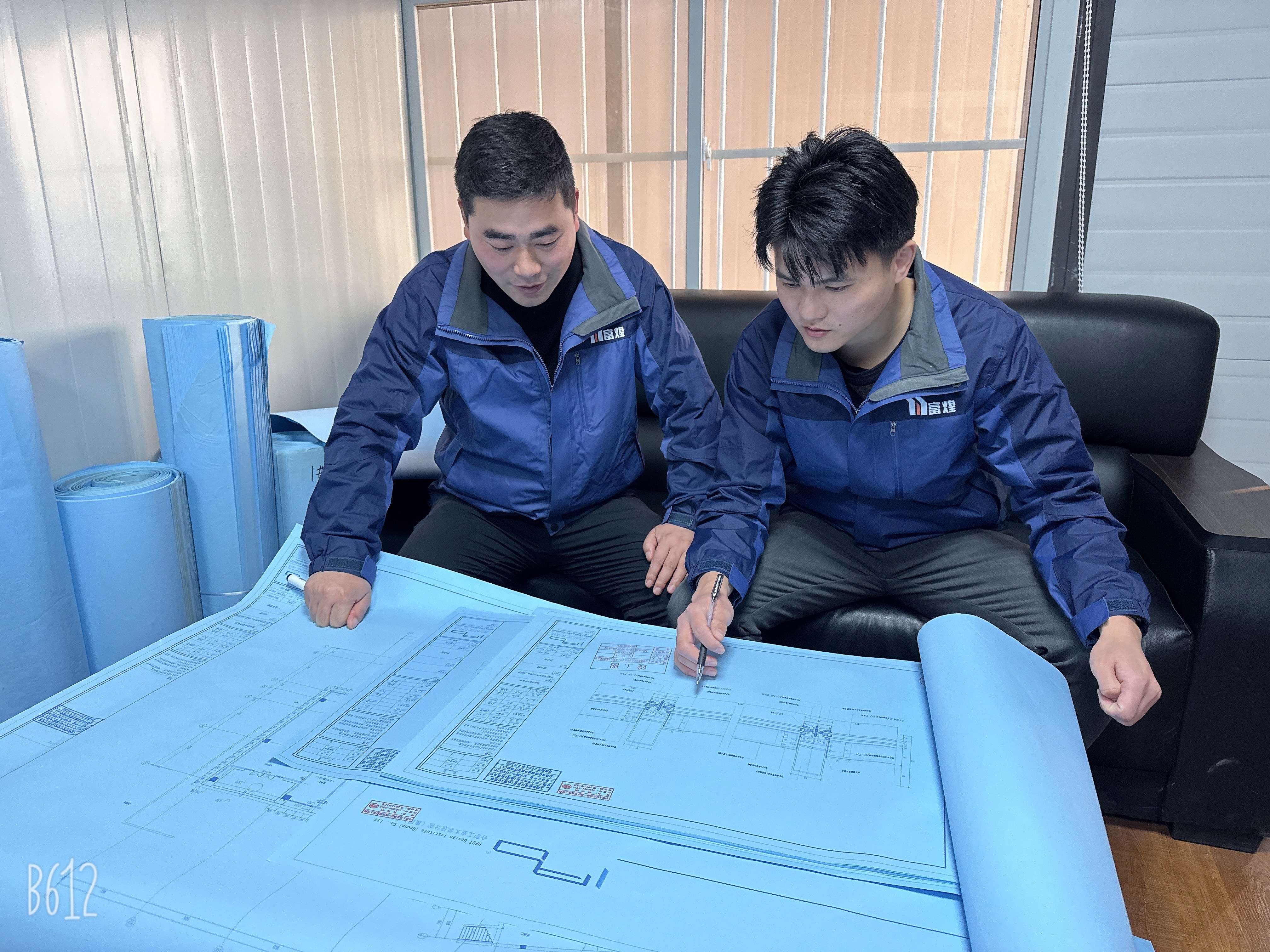 77���� �C ȫ����ȫ����̬�ȵ���������ֱ��ƽ̨