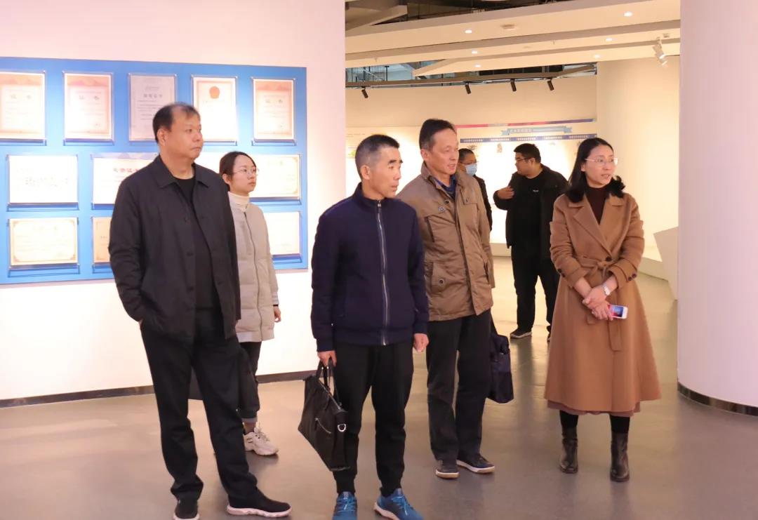 77���� �C ȫ����ȫ����̬�ȵ���������ֱ��ƽ̨