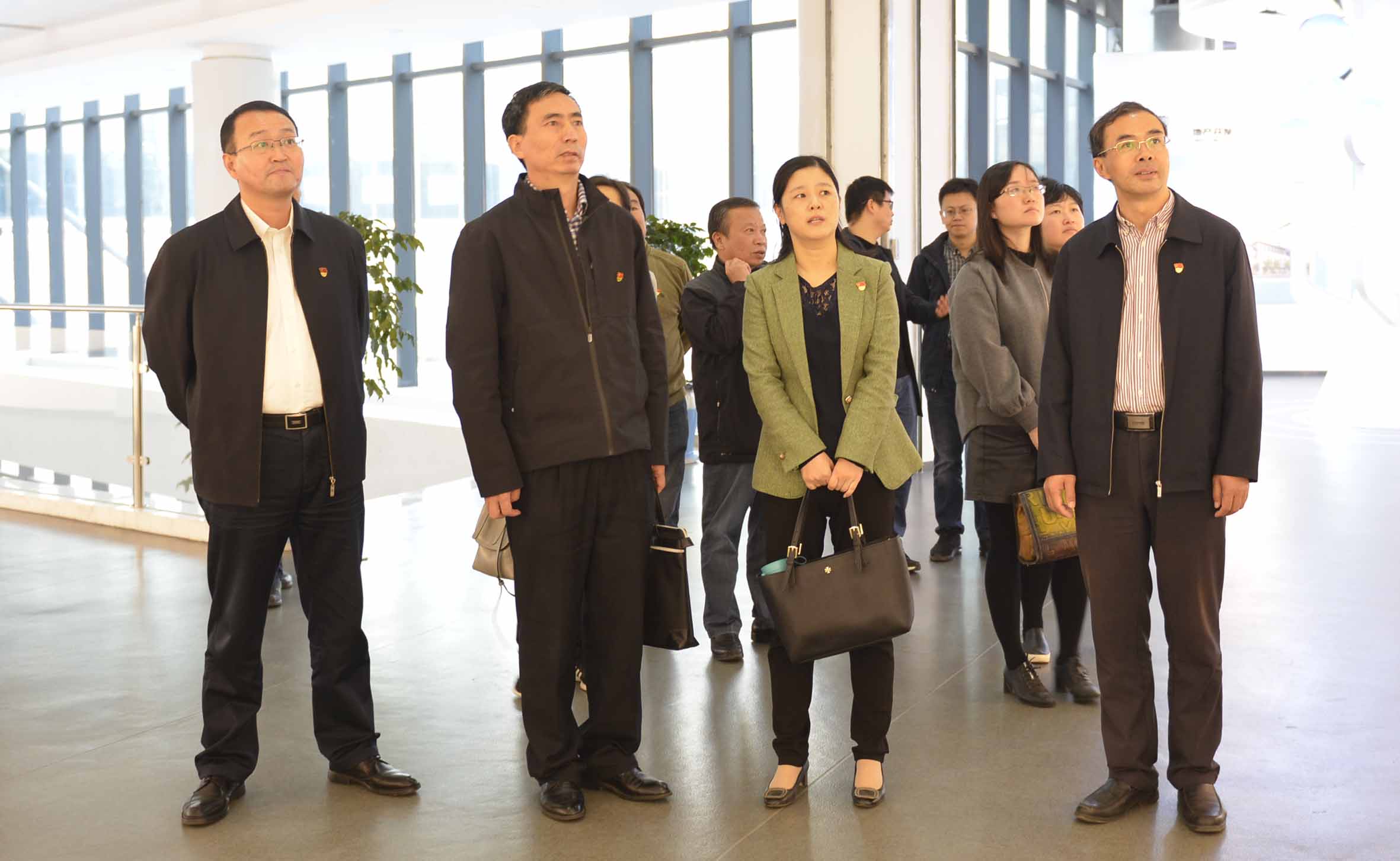 77���� �C ȫ����ȫ����̬�ȵ���������ֱ��ƽ̨