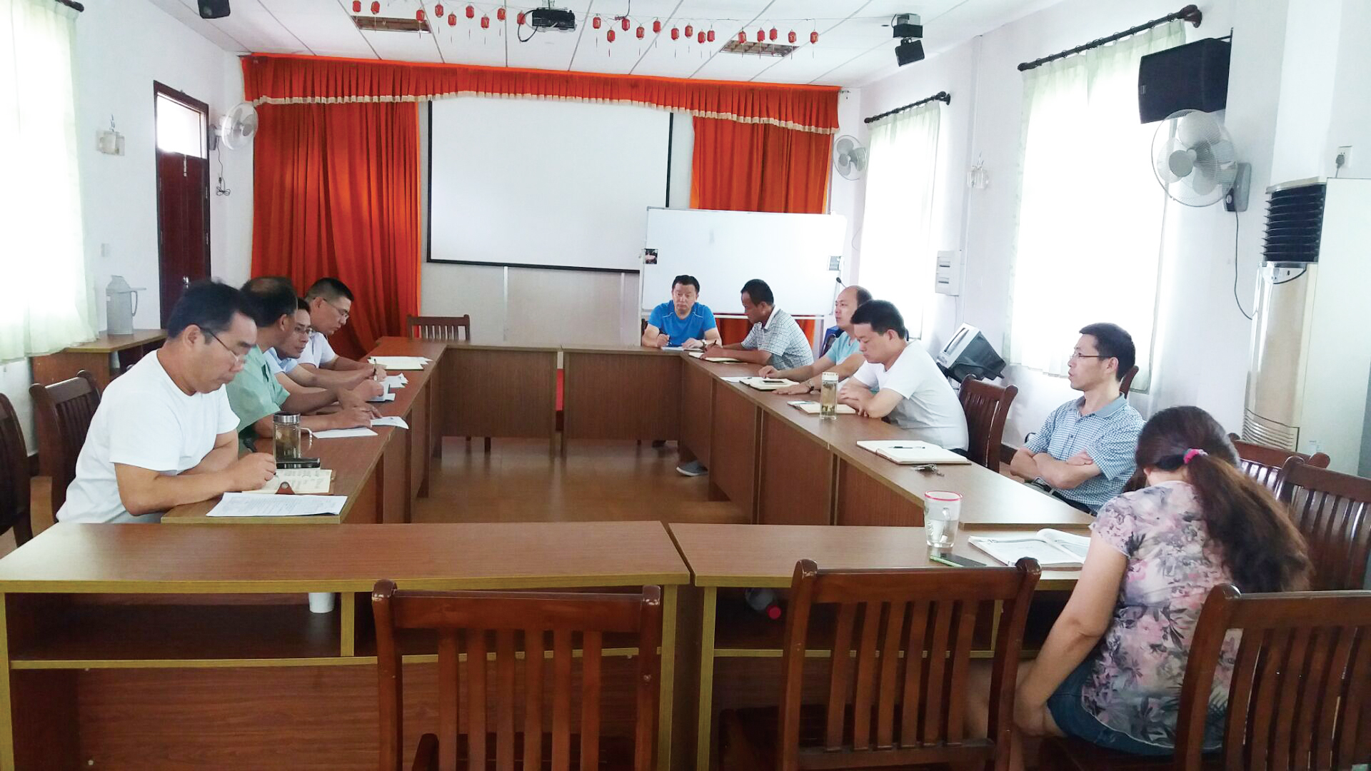 77���� �C ȫ����ȫ����̬�ȵ���������ֱ��ƽ̨