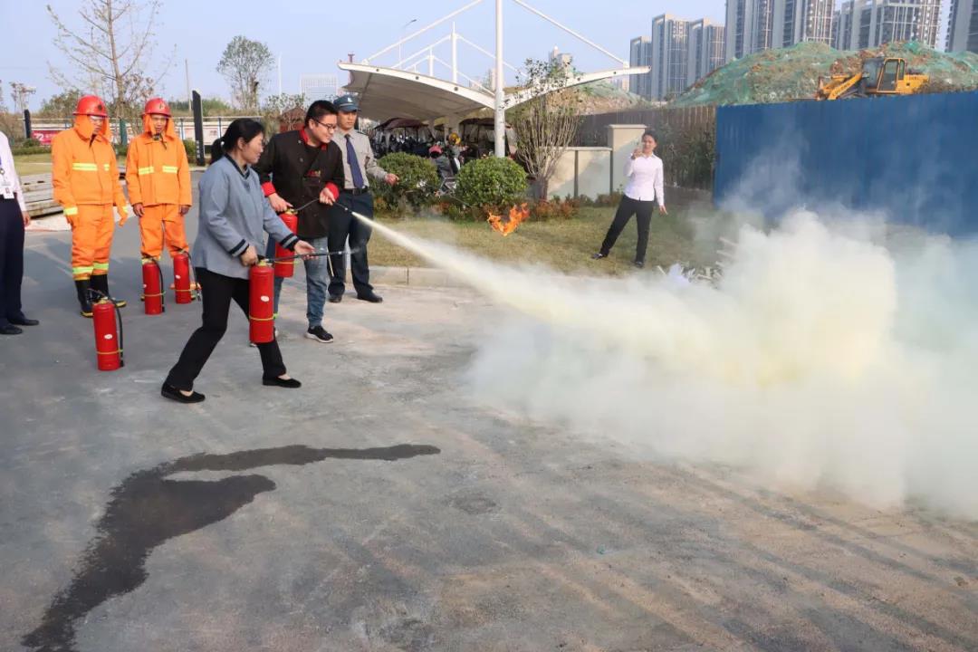 77���� �C ȫ����ȫ����̬�ȵ���������ֱ��ƽ̨