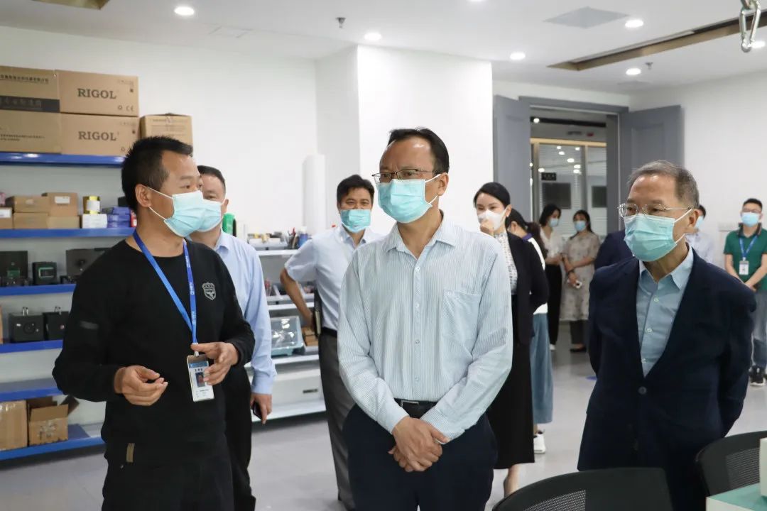 77���� �C ȫ����ȫ����̬�ȵ���������ֱ��ƽ̨