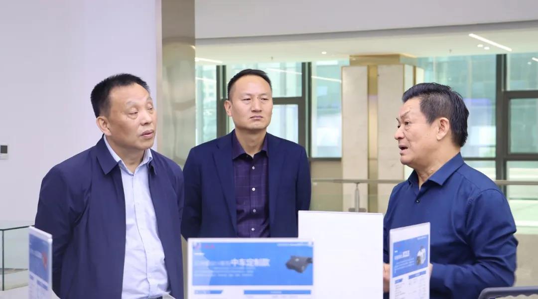 77���� �C ȫ����ȫ����̬�ȵ���������ֱ��ƽ̨