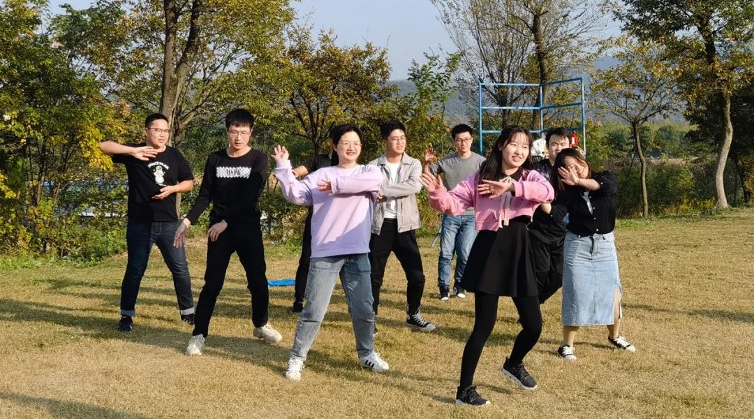 77���� �C ȫ����ȫ����̬�ȵ���������ֱ��ƽ̨