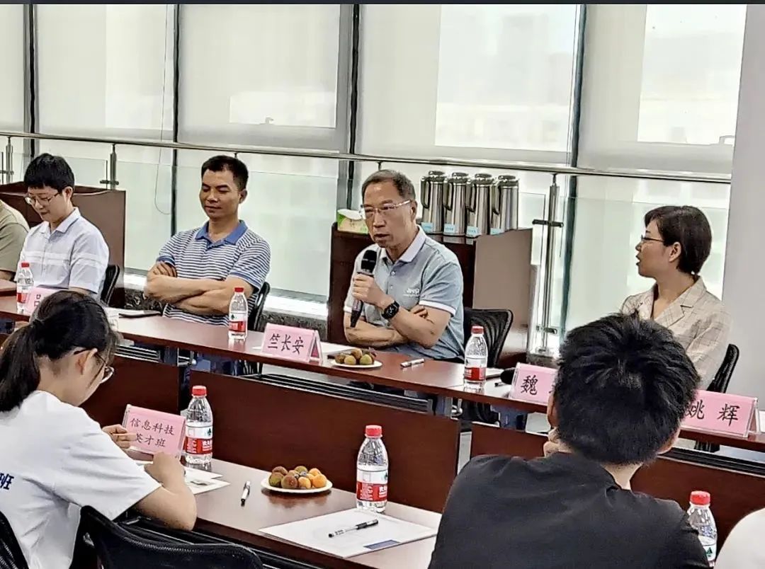 77���� �C ȫ����ȫ����̬�ȵ���������ֱ��ƽ̨