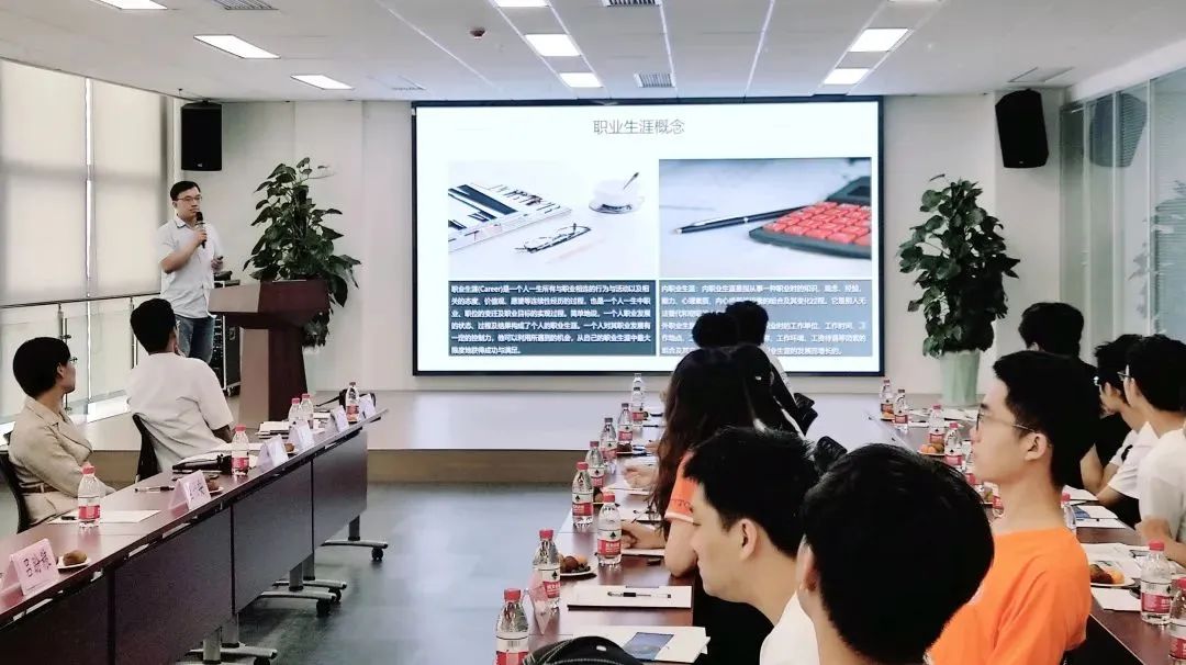 77���� �C ȫ����ȫ����̬�ȵ���������ֱ��ƽ̨