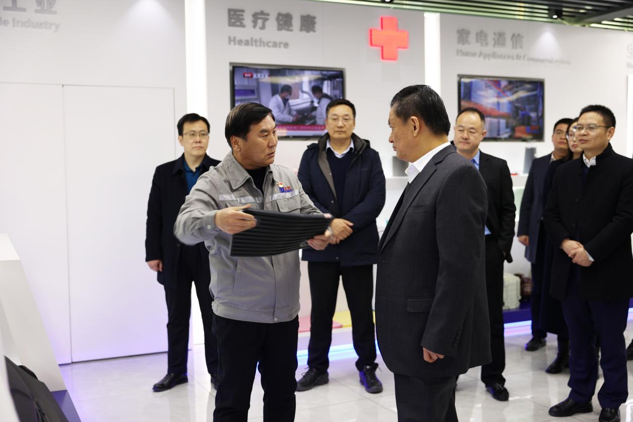 77���� �C ȫ����ȫ����̬�ȵ���������ֱ��ƽ̨