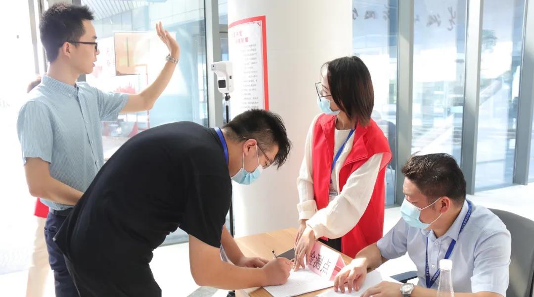 77���� �C ȫ����ȫ����̬�ȵ���������ֱ��ƽ̨