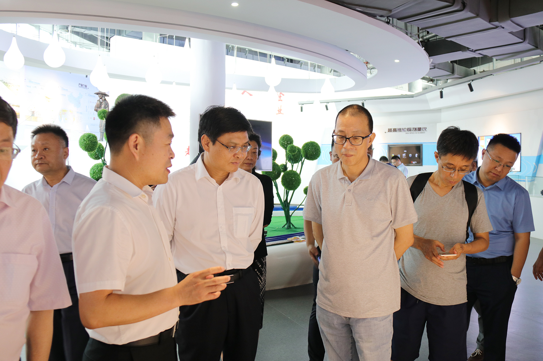 77���� �C ȫ����ȫ����̬�ȵ���������ֱ��ƽ̨